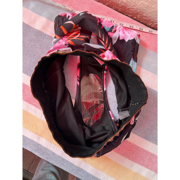 NWT, Women, High Waist Bikini Set, Black and Floral, Sz M - Picture 7 of 11